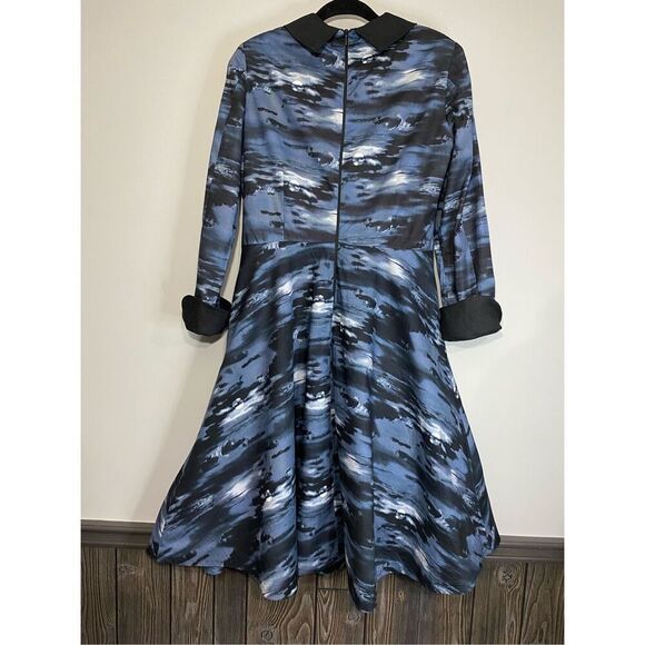 Size L/XL, Blackbird Studios slow fashion in blue and black celestial print. - Picture 4 of 10